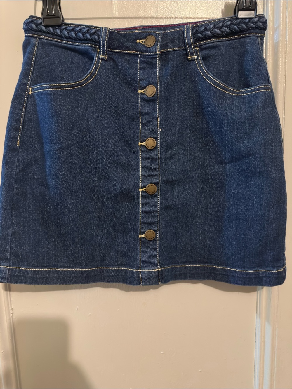 Like New Lands' End Braided-Waist Button-Front Denim Mini Skirt in Dark Blue.